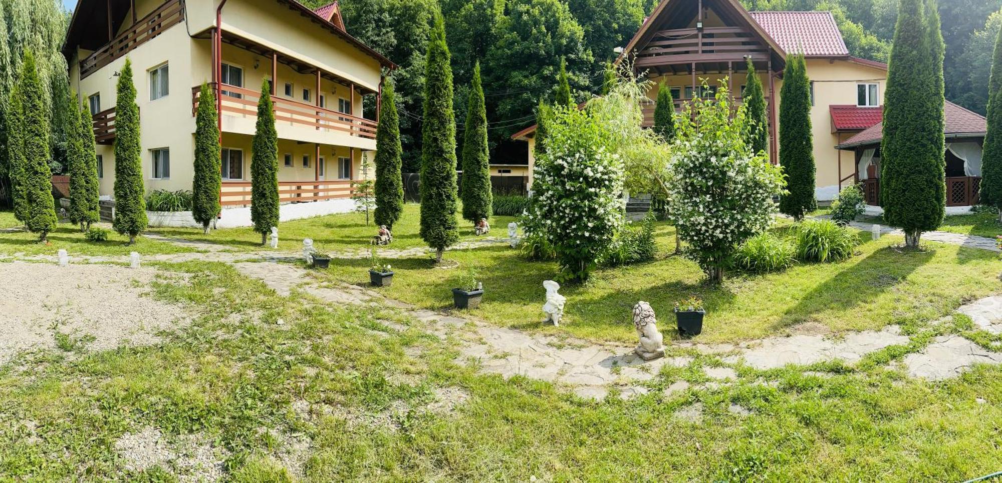 Pensiunea La Padure Cheia, Prahova Hotel Maneciu ภายนอก รูปภาพ